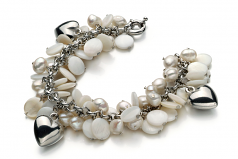 6-7mm A Quality Freshwater Cultured Pearl Bracelet in Harmony White