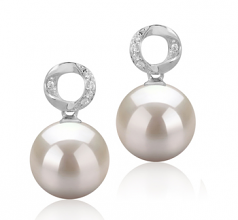 9-10mm AAAA Quality Freshwater Cultured Pearl Earring Pair in Shellry White