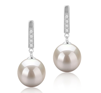 9-10mm AAAA Quality Freshwater Cultured Pearl Earring Pair in Janet White 9-10mm AAAA Quality Freshwater Cultured Pearl Earring Pair in Janet White
