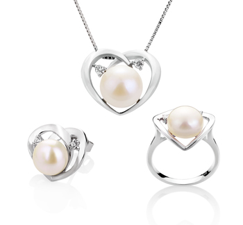 7-10mm AA Quality Freshwater Cultured Pearl Set in Katie Heart White