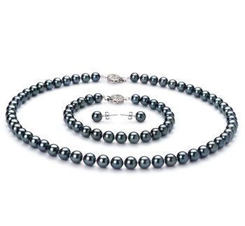 6.5-7mm AA Quality Japanese Akoya Cultured Pearl Set in Black 6.5-7mm AA Quality Japanese Akoya Cultured Pearl Set in Black