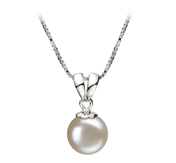 9-10mm AA Quality Freshwater Cultured Pearl Pendant in Sally White 9-10mm AA Quality Freshwater Cultured Pearl Pendant in Sally White
