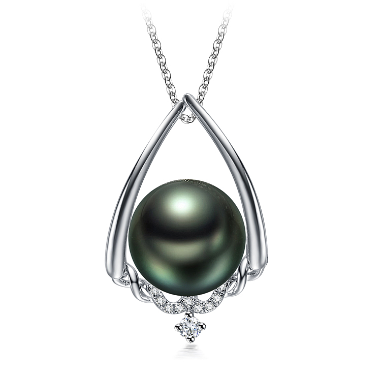 10-11mm AAA Quality Tahitian Cultured Pearl Pendant in Susan Black 10-11mm AAA Quality Tahitian Cultured Pearl Pendant in Susan Black